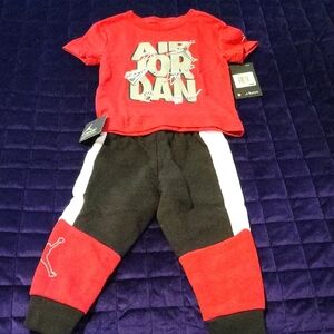 Air Jordan Red and Black Toddler Outfit 2T NWT